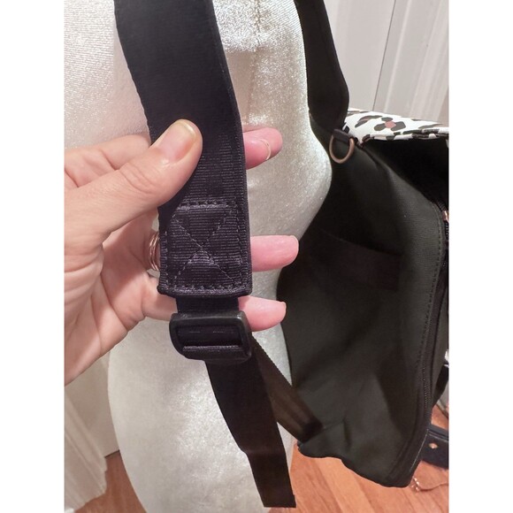 Petunia Pickle Bottom Meta Backpack Diaper Bag Moon Leopard - Picture 7 of 7